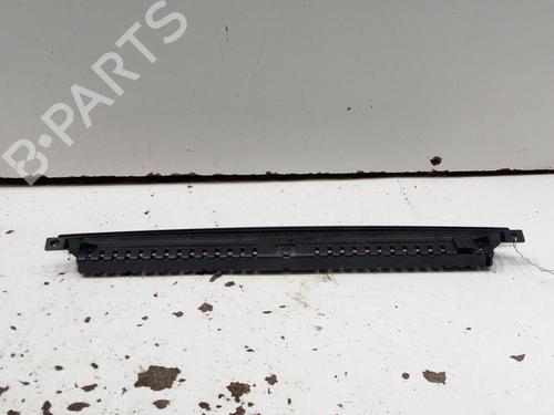 Used Third brake light Third brake light VW BORA I (1J2) 1.6 (101 hp) 28755600 28755600