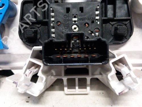 Climate control RENAULT TWINGO II (CN0_) 1.2 16V (CN04, CN0B) | BP28759002I5 - Image 3