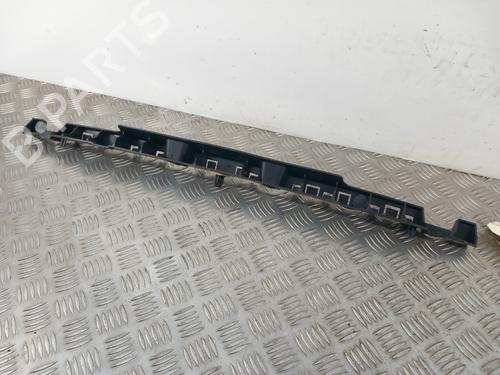 Used Rear bumper bracket RENAULT CAPTUR II (HF_) E-TECH 145 (HFMU) (143 hp) 29453633