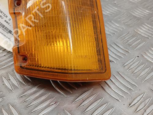 Used Left front indicator VW TRANSPORTER T3 Platform/Chassis (24_) 1.6 D (50 hp) 31095435
