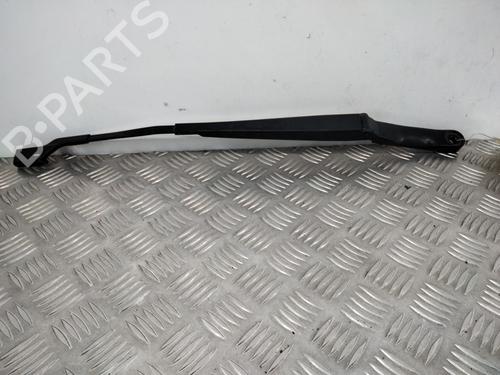 Used Front windshield wiper arm OPEL ASTRA J (P10) 1.4 Turbo (68) (140 hp) 28742363