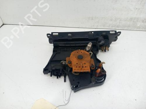 Used Climate control Climate control VOLVO 740 Kombi (745) 2.4 TD Interc. (122 hp) 28783367 28783367