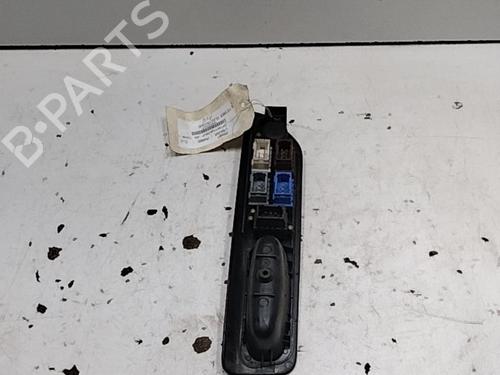Used Left front window switch RENAULT LAGUNA I (B56_, 556_) 2.2 D (B56F/2) (83 hp) 28764582