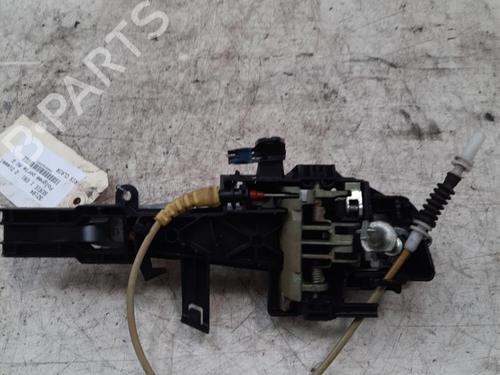 Used Front left exterior door handle BMW 1 (E81) 116 d (116 hp) 28771986