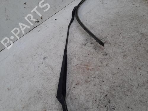 Used Front windshield wiper arm PEUGEOT 308 SW I (4E_, 4H_) 1.6 HDi (109 hp) 28763451
