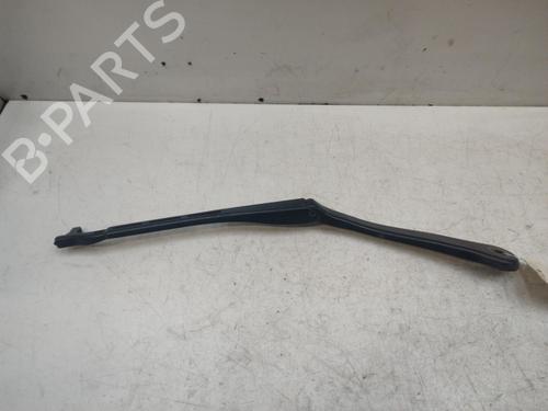 front-windshield-wiper-arm-bmw-3-touring-e91-2004-2005-2006-2007-2008-2009-2010-2011-2012-36425287 main image