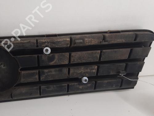Used Grille FIAT PUNTO (188_) 1.3 JTD 16V (70 hp) 28751531