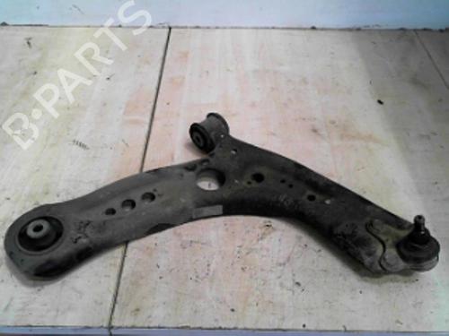 Used Left front suspension arm VW GOLF VII (5G1, BQ1, BE1, BE2) 1.6 TDI (105 hp) 28792074