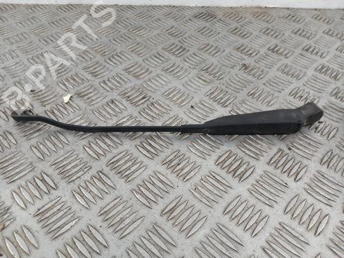 Used Front windshield wiper arm Front windshield wiper arm 39526767 39526767
