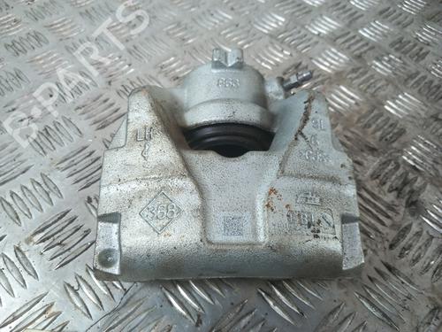 Venstre bremsekaliber foran RENAULT CLIO V (B7_) 1.6 E-TECH 140 (B7MU) (140 hp) 28780066