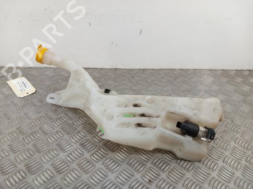 Used Windscreen washer tank RENAULT MEGANE IV Grandtour (K9A/M/N_) 1.2 TCe 130 (K9MR) (130 hp) 29453572