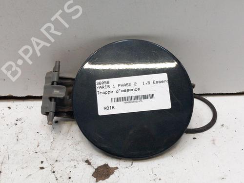 fuel-flap-toyota-yaris-_p1_-1999-2000-2001-2002-2003-2004-2005-28778423 main image