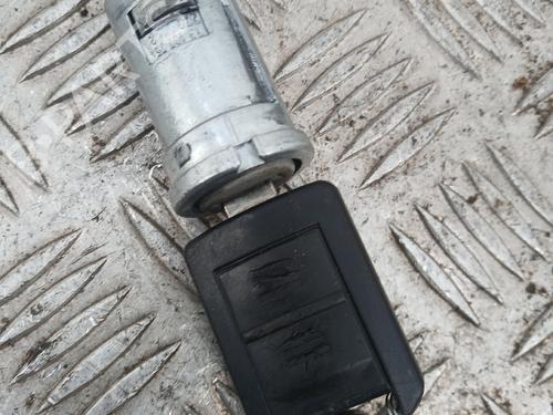 Used Ignition barrel Ignition barrel OPEL CORSA C (X01) 1.2 (F08, F68) (75 hp) 36398202 36398202