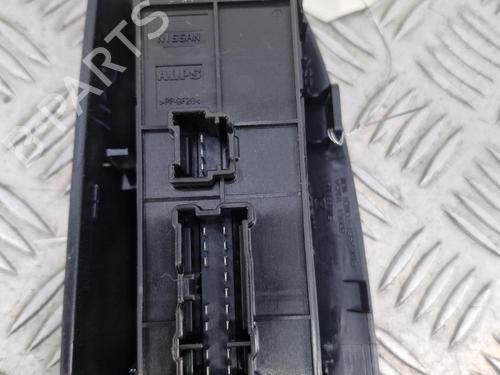 Left front window switch NISSAN JUKE (F15) 1.5 dCi | BP38422680I27 - Image 3