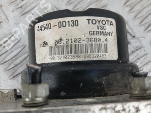 Used ABS pump ABS pump TOYOTA YARIS (_P13_) 1.0 (KSP130_, KSP130) (69 hp) 39582047 39582047