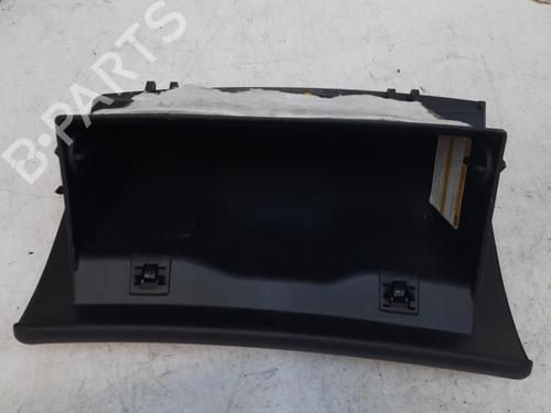Used Glove box KIA CARENS III MPV (UN) 2.0 CRDi 140 (140 hp) 28789236