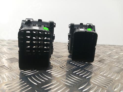 Air vent RENAULT TRAFIC III Van (FG_) 1.6 dCi 125 (FGMH) | BP28735879I21 