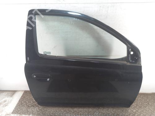 Used Right front door TOYOTA YARIS (_P1_) 1.4 D-4D (NLP10_, NLP10R) (75 hp) 28736262
