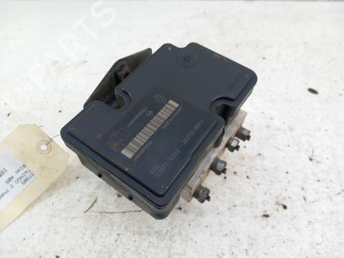 Used ABS pump RENAULT TWINGO II (CN0_) 1.2 16V (CN04, CN0B) (75 hp) 28780726