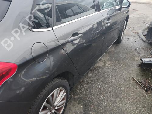 Brugte RENAULT CLIO II (BB_, CB_) 1.4 16V (B/CB0P, BB13) (98 hp) 4424573