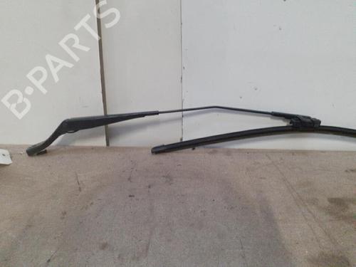 Used Front windshield wiper arm PEUGEOT 207 (WA_, WC_) 1.4 HDi (68 hp) 28791954