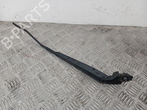 front-windshield-wiper-arm-citroen-c4-cactus-2014-32977447 main image