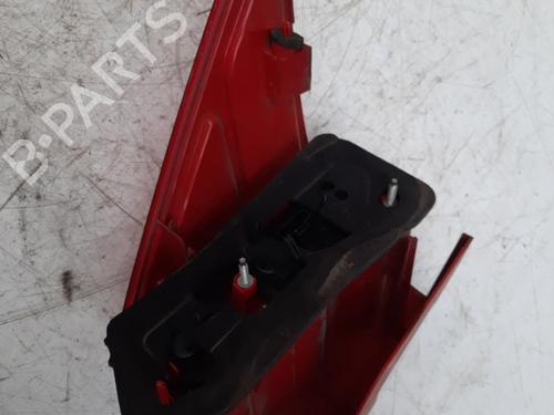 Used Right taillight PEUGEOT 1007 (KM_) 1.4 HDi (68 hp) 28775091