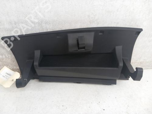 Glove box RENAULT MEGANE III Grandtour (KZ0/1) 1.5 dCi (KZ09, KZ0D, KZ1G, KZ29, KZ14, KZ1W, KZ10, KZ1F,... | BP28734701C95 