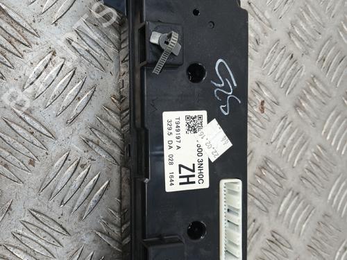 Used Climate control Climate control NISSAN LEAF (ZE0) Electric (109 hp) 33888045 33888045