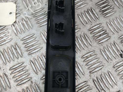 Left front window switch PEUGEOT 307 SW (3H) | BP36696855I27 - Image 2