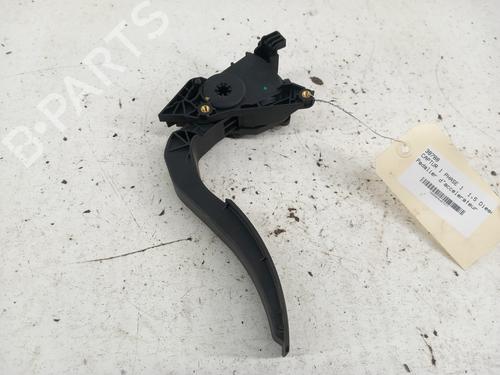 Pedal RENAULT CAPTUR I (J5_, H5_) 1.5 dCi 90 (J5N4, J5M5, J5MW, J5M6, J5AL, J5AJ) (90 hp) 28739696