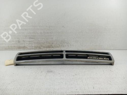 Used Grille CHRYSLER VOYAGER II (ES) 2.5 TD (118 hp) 28783935