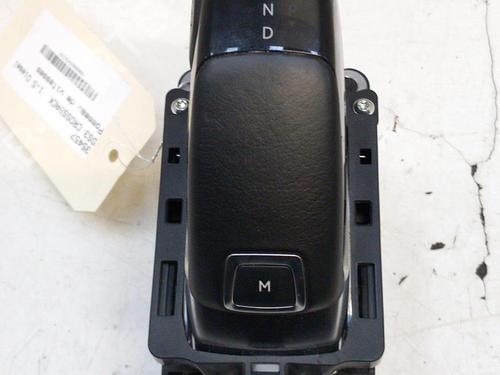 Gear lever DS DS 3 / DS 3 CROSSBACK (UR_, UC_, UJ_) 1.5 BlueHDi 130 (UCYHZR) | BP28759025M90 