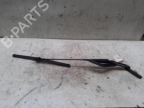 Used Front windshield wiper arm FORD FOCUS C-MAX (DM2) 1.8 (122 hp) 28749618