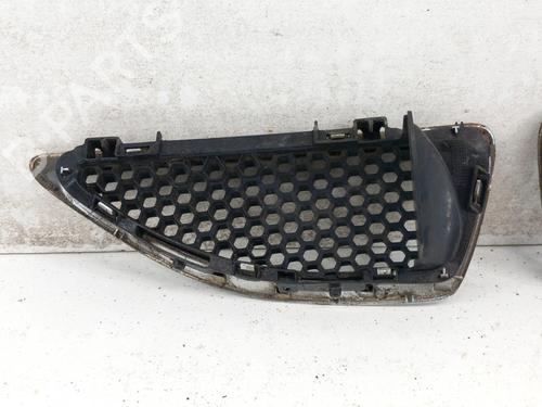 Used Grille RENAULT MEGANE I Coach (DA0/1_) 1.9 dCi (DA05, DA1F) (102 hp) 28784351