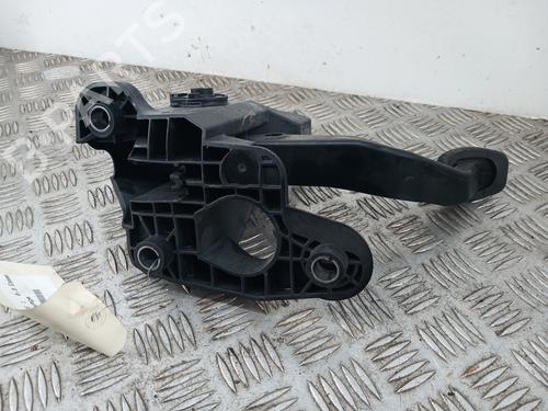 Clutch pedal RENAULT TWINGO III (BCM_, BCA_) 0.9 TCe 90 (BCM9, BCM2) | BP32335250I13 - Image 3