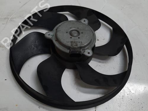 Used Radiator fan RENAULT CLIO III (BR0/1, CR0/1) 1.5 dCi (BR17, CR17) (86 hp) 28750389