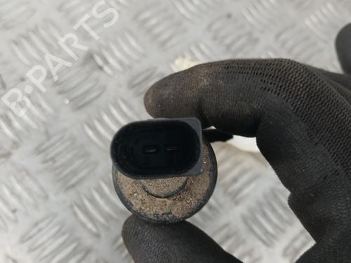 Used Washer pump Washer pump MERCEDES-BENZ C-CLASS (W203) C 200 CDI (203.004) (116 hp) 30392349 30392349