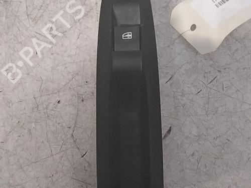 left-rear-window-switch-renault-megane-iv-hatchback-b9amn_-2015-28770360 main image