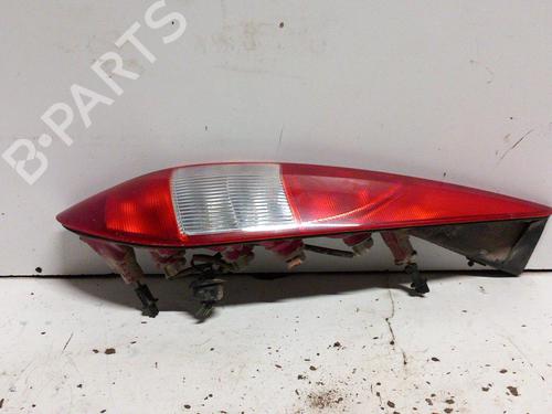 Højre baglygte Højre baglygte FORD MONDEO III Turnier (BWY) 2.0 16V TDDi / TDCi (115 hp) 28748476 28748476