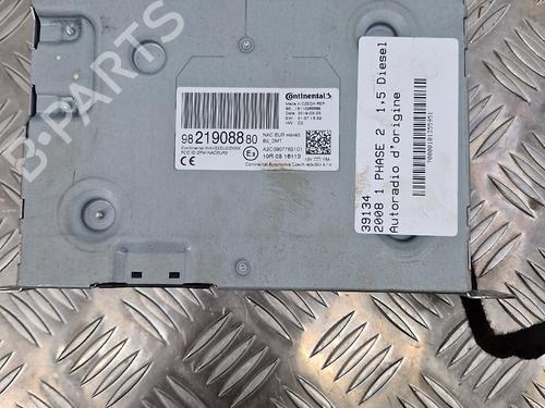 Used Radio PEUGEOT 2008 I (CU_) 1.5 BlueHDI 120 (120 hp) 28744816