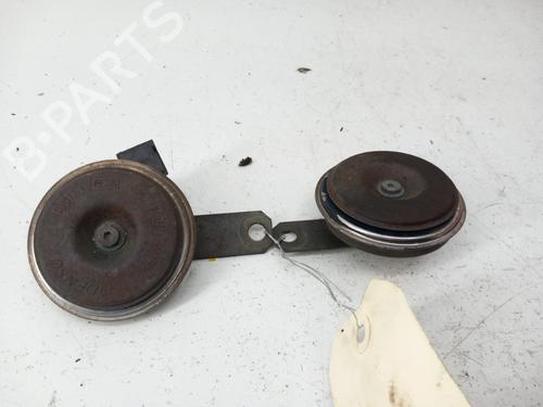 Used Horn SUZUKI GRAND VITARA II (JT, TE, TD) 1.9 DDiS All-wheel Drive (JT419, TD44, JB419WD, JB419XD,... (129 hp) 28734504