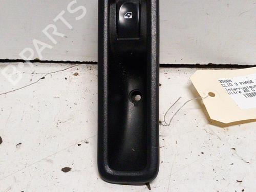 Used Left rear window switch RENAULT CLIO III (BR0/1, CR0/1) 1.5 dCi (BR17, CR17) (86 hp) 28770552