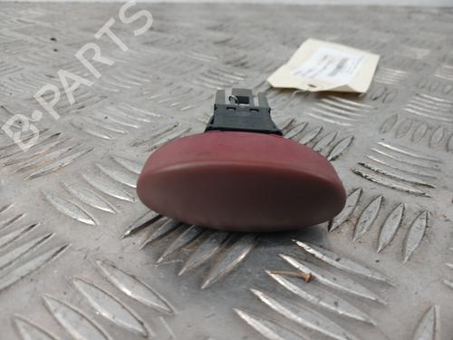 warning-switch-peugeot-206-hatchback-2ac-1998-1999-2000-2001-2002-2003-2004-2005-2006-2007-2008-2009-2010-2011-2012-31267185 main image