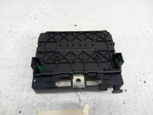 Used Fuse box Fuse box CITROËN C5 I (DC_) 2.0 HDi (DCRHZB, DCRHZE) (109 hp) 28784098 28784098