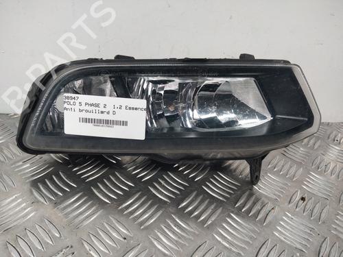 Used Right front fog light VW POLO V (6R1, 6C1) 1.2 TSI 16V (90 hp) 28781881