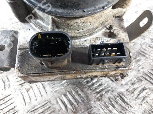 Used Steering pump Steering pump CITROËN C4 I (LC_) 1.6 HDi (109 hp) 28779525 28779525