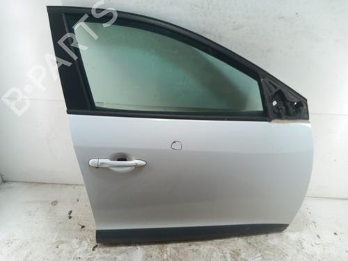 Used Right front door RENAULT MEGANE III Hatchback (BZ0/1_, B3_) 1.5 dCi (BZ09, BZ0D, BZ1W, BZ29, BZ14) (110 hp) 28781398