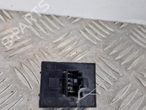 Used Left front window switch Left front window switch SEAT IBIZA IV ST (6J8, 6P8) 1.0 TSI (110 hp) 28757268 28757268