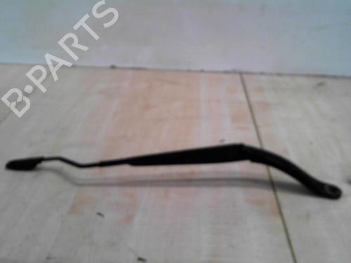 front-windshield-wiper-arm-renault-megane-iv-hatchback-b9amn_-2015-36424558 main image